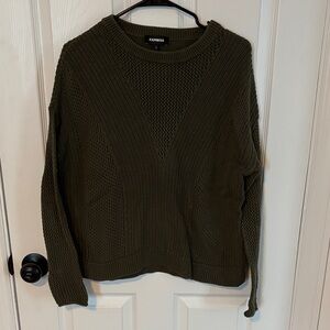 ⭐️3/$20 Express Dark Green Crew Neck Sweater